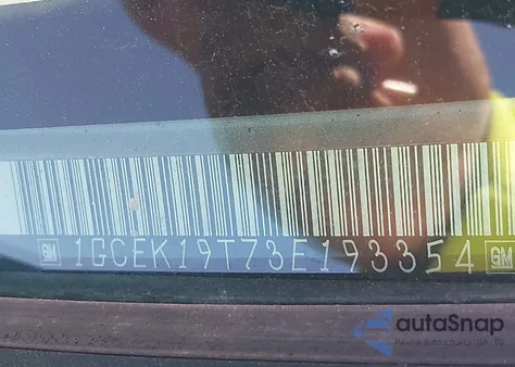 2003 Chevrolet Silverado K1500 z USA, uszkodzony, nr VIN 1GCEK19T73E193354